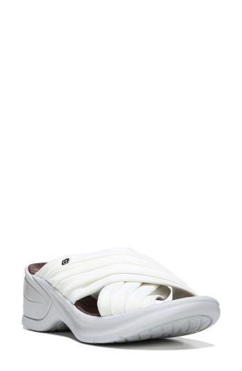 Women's Bzees Knockout Slide Sandal .5 W - White