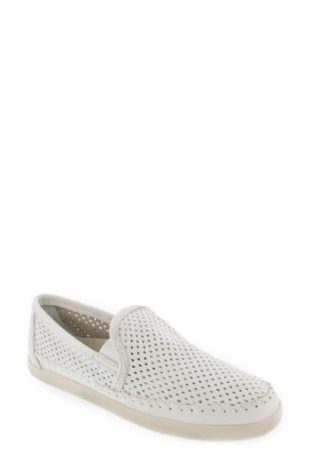 Women's Minnetonka Pacific Slip-on Sneaker .5 M - White