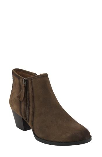 Women's Earth Osprey Bootie .5 M - Brown