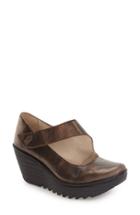 Women's Fly London 'yasi' Wedge Pump .5-8us / 38eu - Metallic