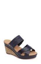 Women's Ugg Adriana Sandal M - Blue