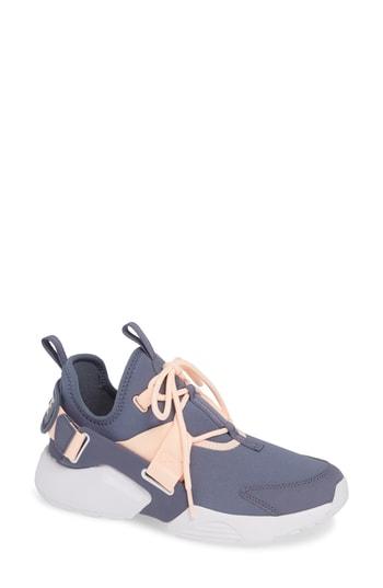 Women's Nike Air Huarache City Sneaker M - Grey
