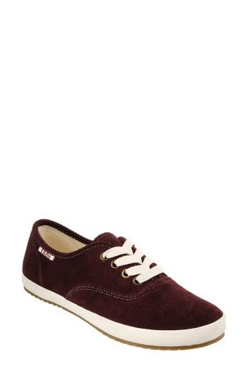 Women's Taos Guest Star Sneaker M - Burgundy