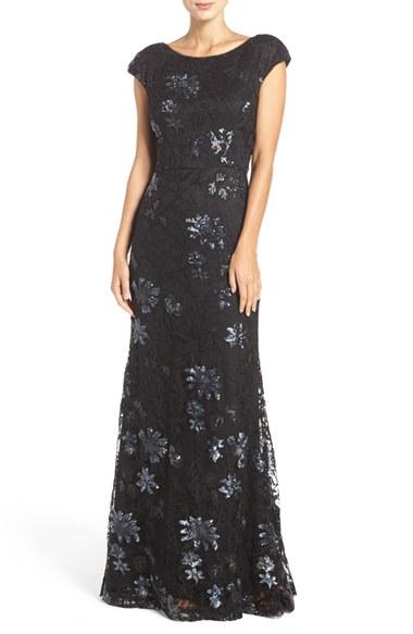 Women's Vera Wang Sequin Lace Gown