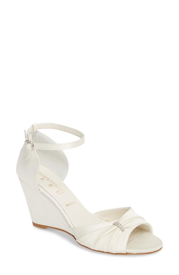 Women's Something Bleu Queenie Ankle Strap Wedge Sandal M - Ivory