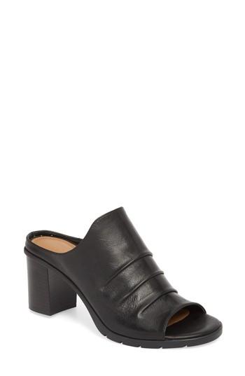 Women's The Flexx Aim To Pleat Mule M - Black