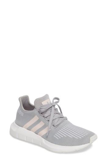 Women's Adidas Swift Run Sneaker Women's / 9 Men's M - Grey
