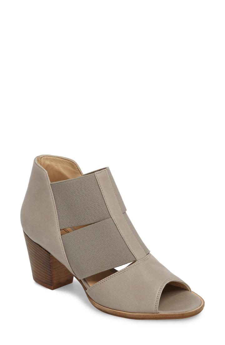 Women's Amalfi By Rangoni Cestello Bootie .5 N - Beige