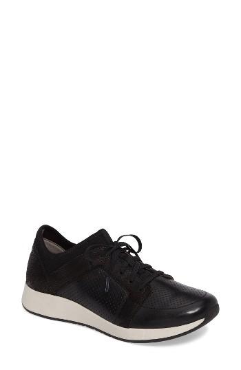 Women's Dansko Cozette Slip-on Sneaker .5-6us / 36eu M - Black