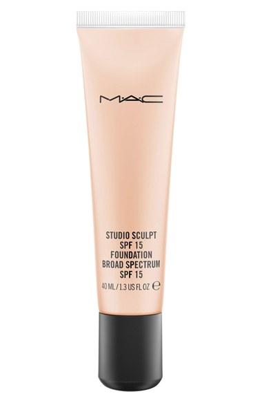 Mac Studio Sculpt Spf 15 Foundation - Nw15