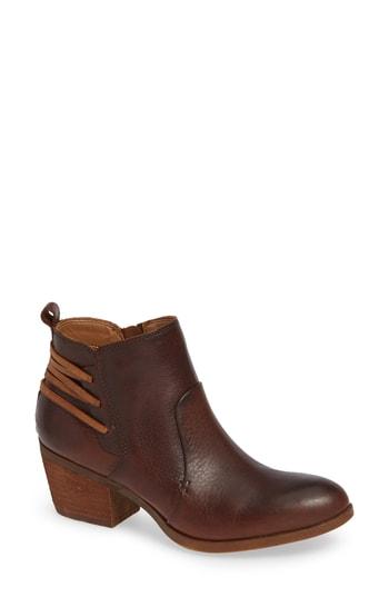 Women's Comfortiva Kinsley Bootie M - Brown