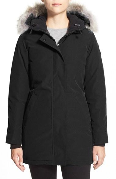 Women's Canada Goose Victoria Down Parka With Genuine Coyote Fur Trim - Black