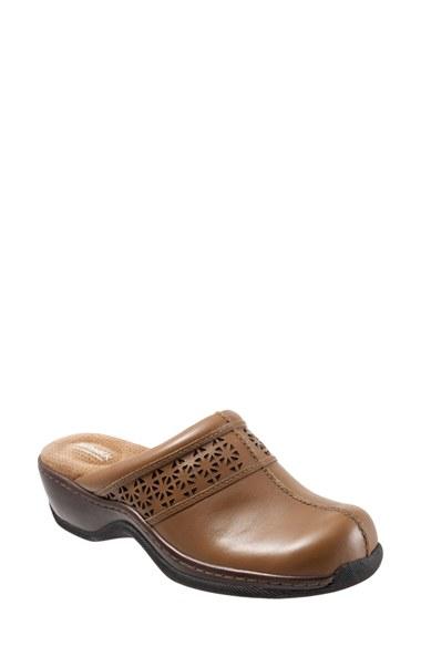Women's Softwalk 'abby' Clog N - Brown