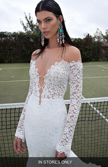 Women's Berta Plunging V-neck Long Sleeve Lace Dress
