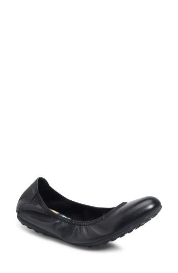 Women's B?rn Izabella Ballet Flat M - Black