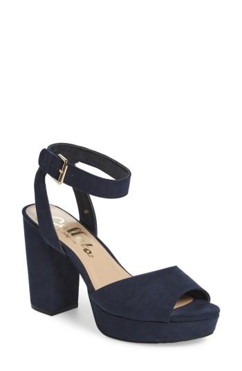 Women's Callisto Jerzy Platform Sandal .5 M - Blue