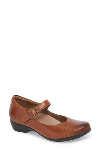 Women's Dansko Fawna Mary Jane Flat .5-8us / 38eu M - Brown