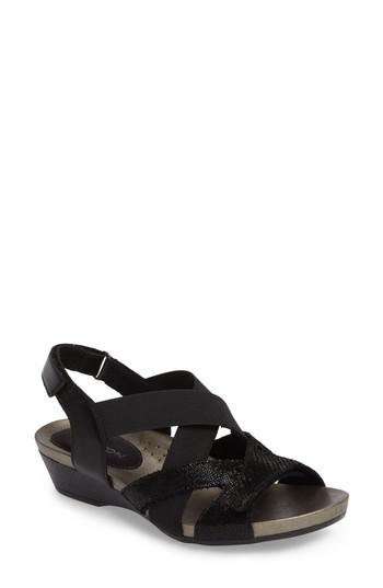 Women's Aravon Standon Cross Strap Sandal D - Black