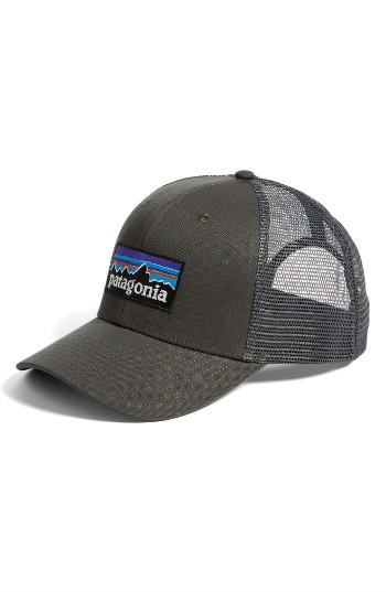 Men's Patagonia P-6 Logo Trucker Hat - Grey