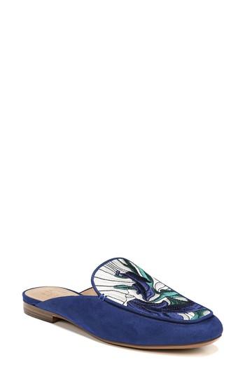 Women's Naturalizer Eden Ii Embroidered Mule