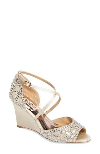 Women's Badgley Mischka Winter Strappy Wedge Pump .5 M - White
