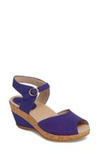 Women's Dansko Wedge Sandal .5-6us / 36eu M - Blue