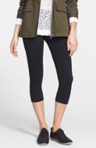 Women's Nordstrom 'go To' Capri Leggings - Black