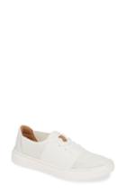 Women's Comfortiva Trista Sneaker M - White