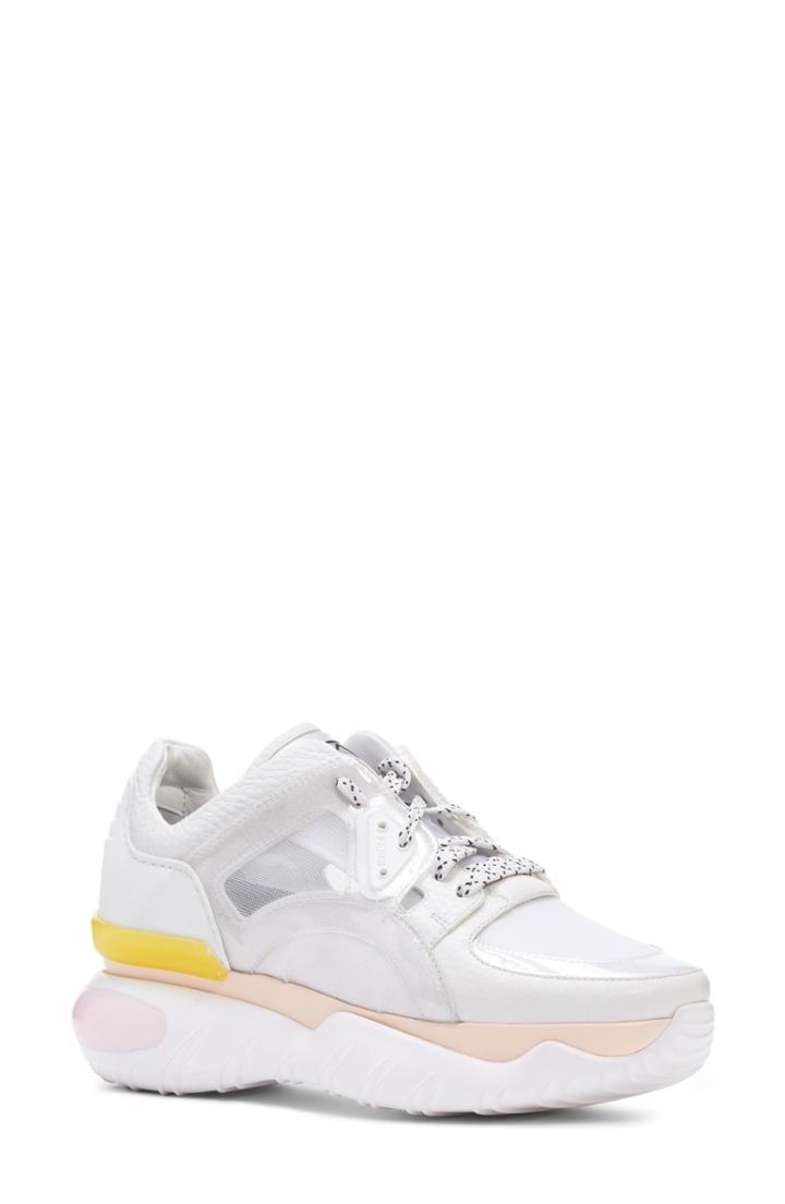 Women's Fendi Fancy Lace-up Sneaker Us / 36.5eu - White
