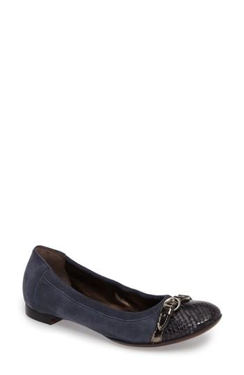 Women's Agl Cap Toe Ballet Flat .5us / 39.5eu - Blue
