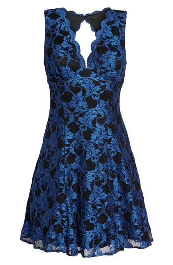 Women's Morgan & Co. Embroidered Fit & Flare Dress /10 - Black