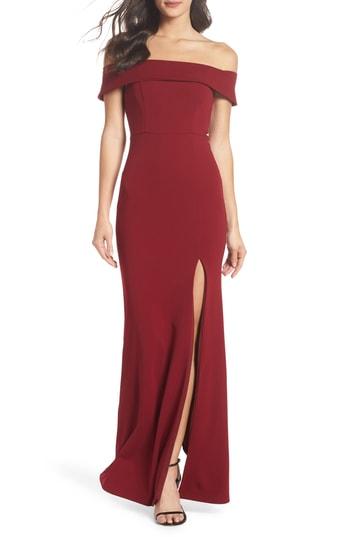Women's Lulus Off The Shoulder Mermaid Gown - Burgundy