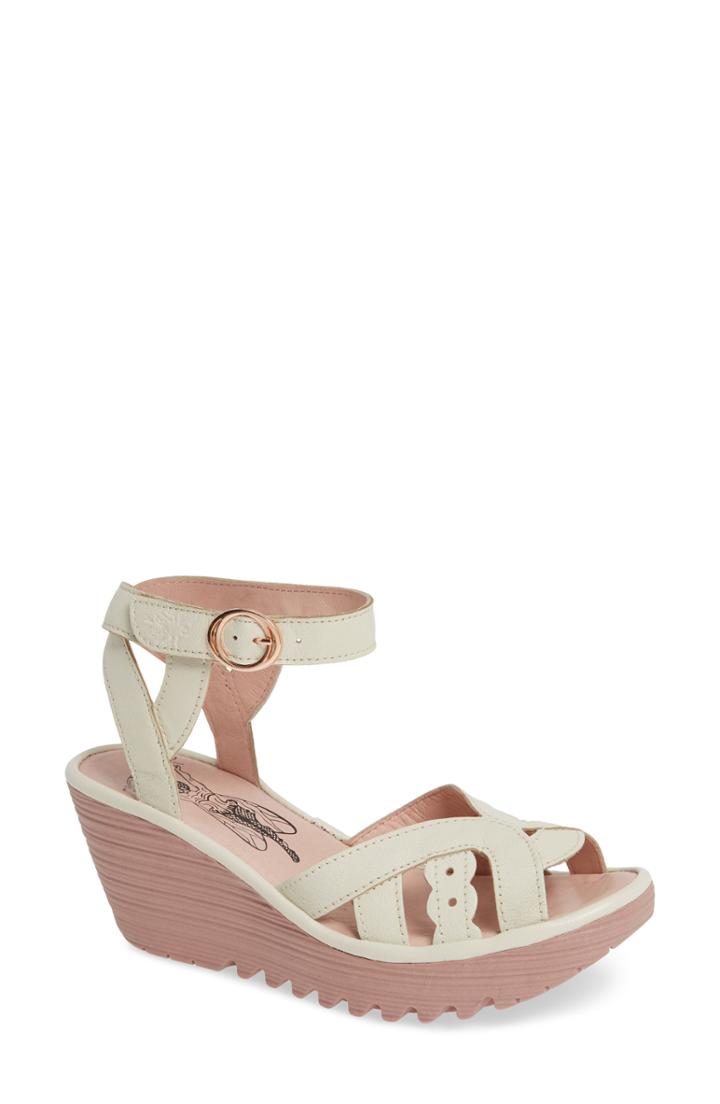 Women's Fly London Yrat Wedge Sandal .5-6us / 36eu - Ivory