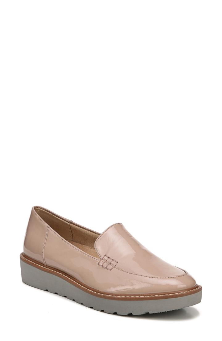 Women's Naturalizer Andie Loafer .5 M - Pink