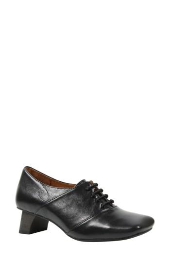 Women's L'amour Des Pieds Winifred Lace-up Bootie .5 M - Black