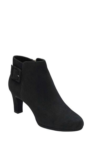 Women's Rockport Total Motion Leah Bootie M - Black