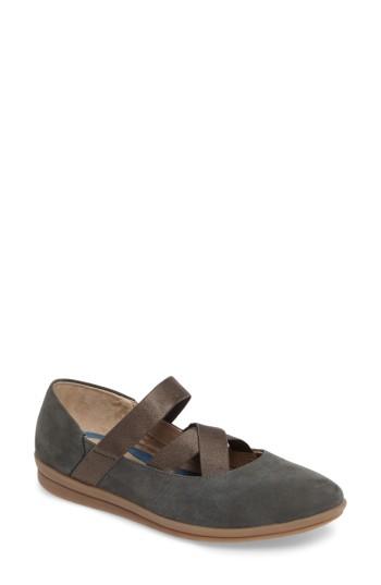 Women's Hush Puppies Meree Madrine Cross Strap Flat .5 M - Grey