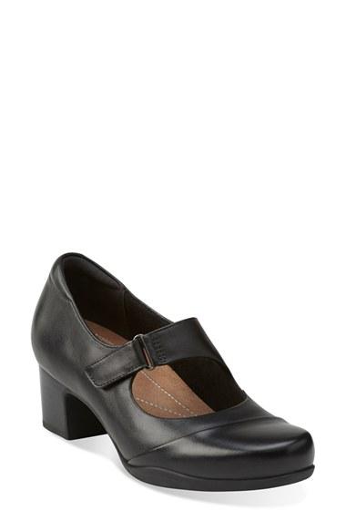 Women's Clarks 'rosalyn Wren' Mary Jane Pump .5 N - Black