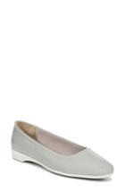 Women's Naturalizer Alya Flat .5 M - Metallic
