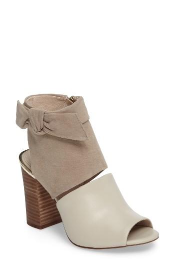 Women's Louise Et Cit Katlin Block Heel Sandal .5 M - White