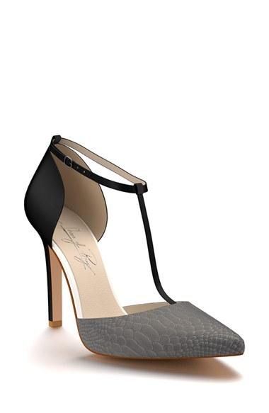 Women's Shoes Of Prey D'orsay T-strap Pump B - Black