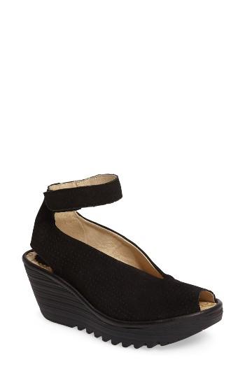 Women's Fly London 'yala' Perforated Leather Sandal Us / 35eu - Black