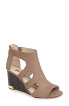 Women's Louise Et Cie Mirin Wedge Sandal .5 M - Brown