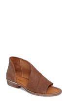 Women's Free People 'mont Blanc' Asymmetrical Sandal .5us / 39eu - Brown