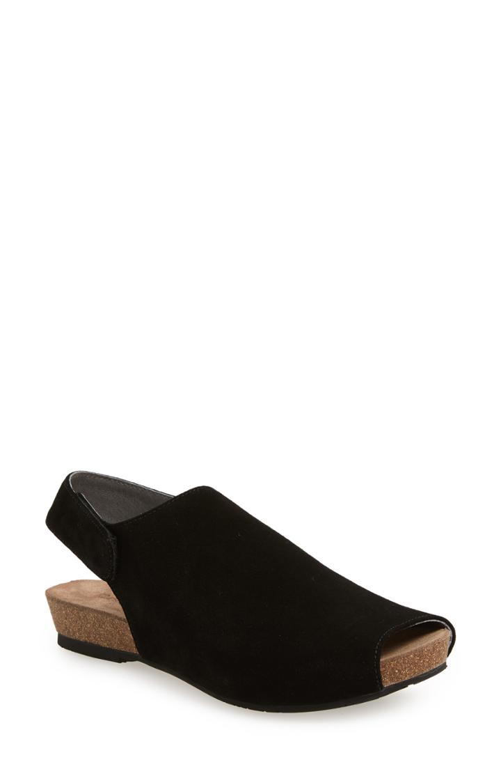 Women's Chocolat Blu Val Sandal .5 M - Black