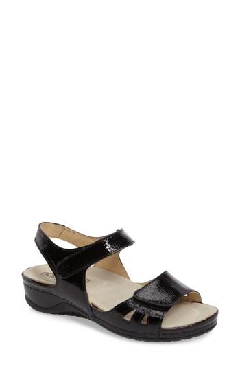 Women's Napa Flex Dash Sandal .5-6us / 36eu M - Black