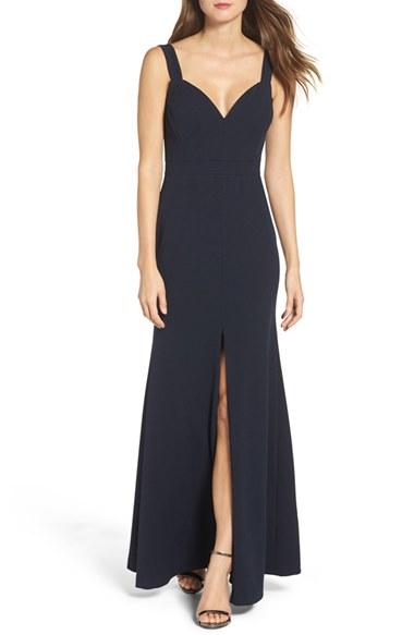 Women's Vera Wang V-neck Gown