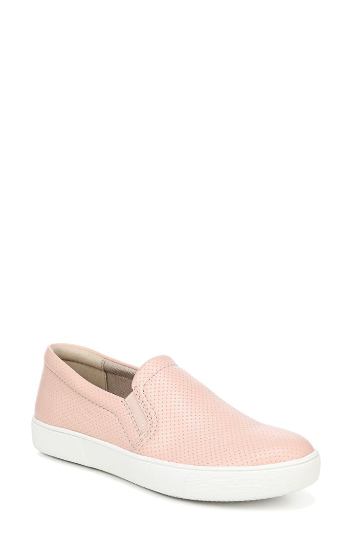 Women's Naturalizer Marianne Slip-on Sneaker .5 W - Pink