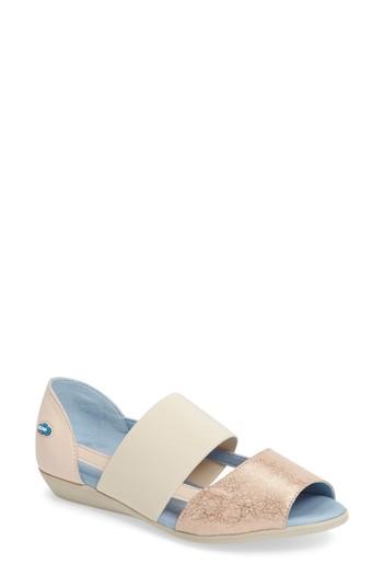 Women's Cloud 'canary' Skimmer Flat .5-10us / 41eu - Metallic