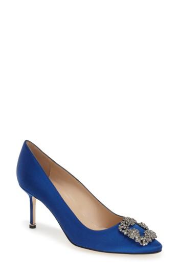 Women's Manolo Blahnik 'hangisi' Pointy Toe Pump Us / 39eu - Blue